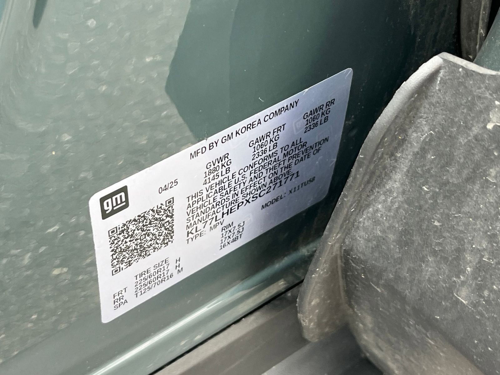 Used 2025 Chevrolet Trax LT FWD image 29