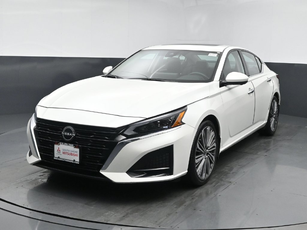 Used 2024 Nissan Altima 2.5 SL FWD 360° Tour