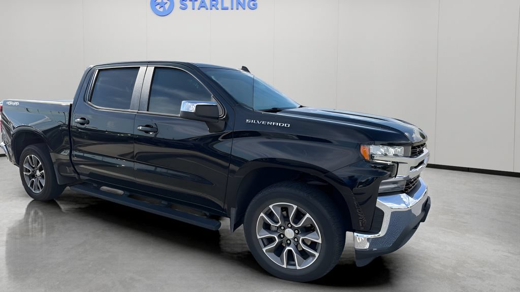 Used 2019 Chevrolet Silverado 1500 LT w/ All-Star Edition AWD/4WD image 2