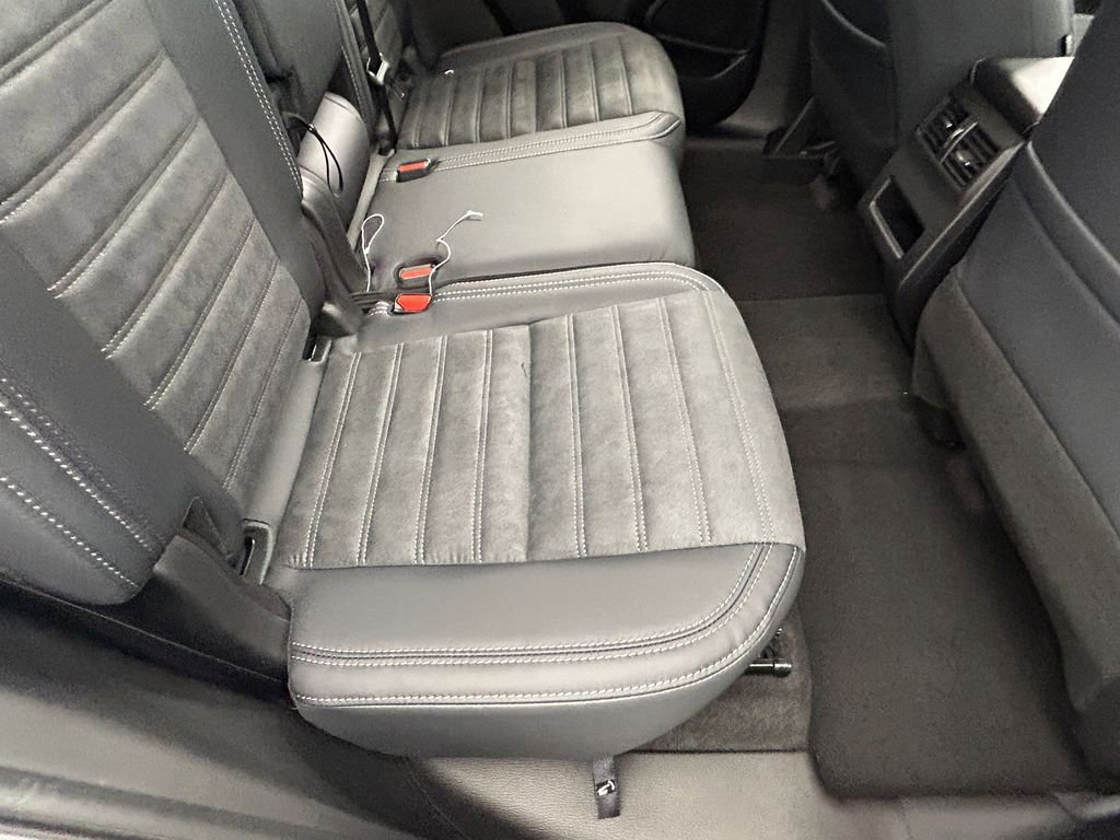 New 2026 Mitsubishi Outlander Trail Edition image 38