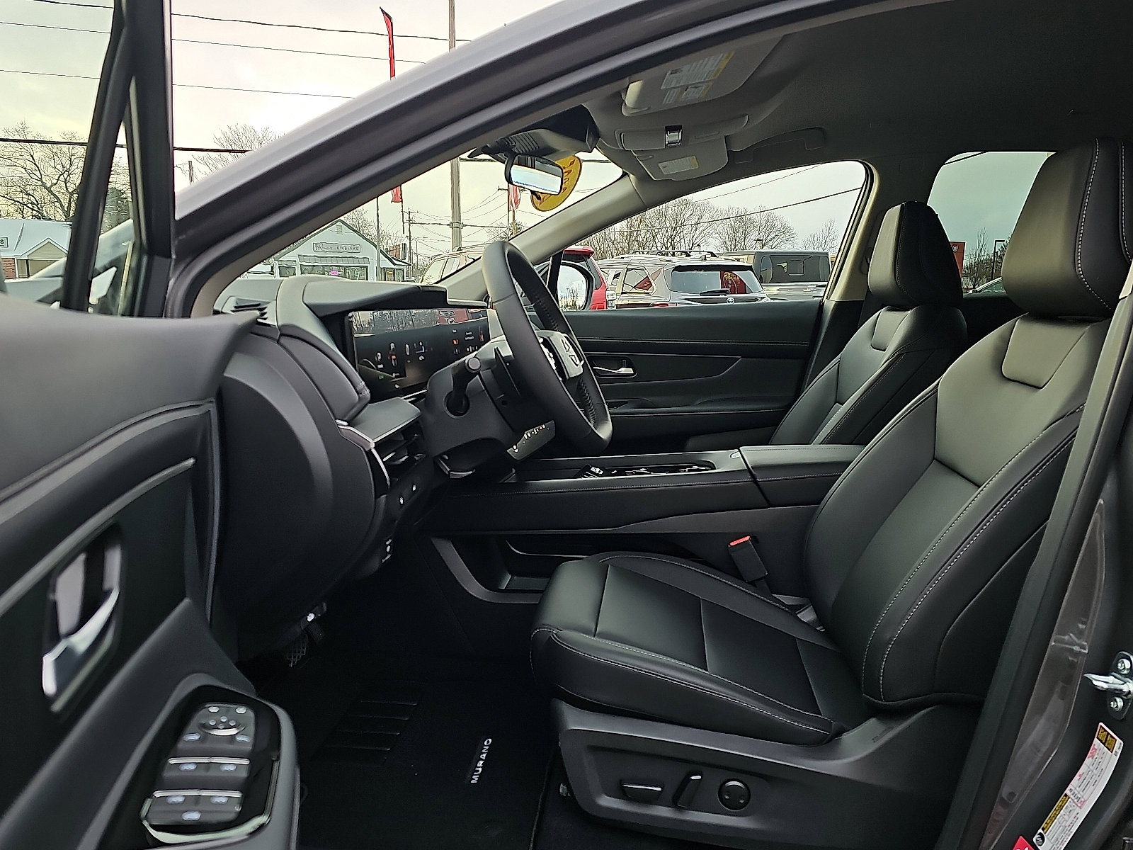 Certified 2025 Nissan Murano SV image 14