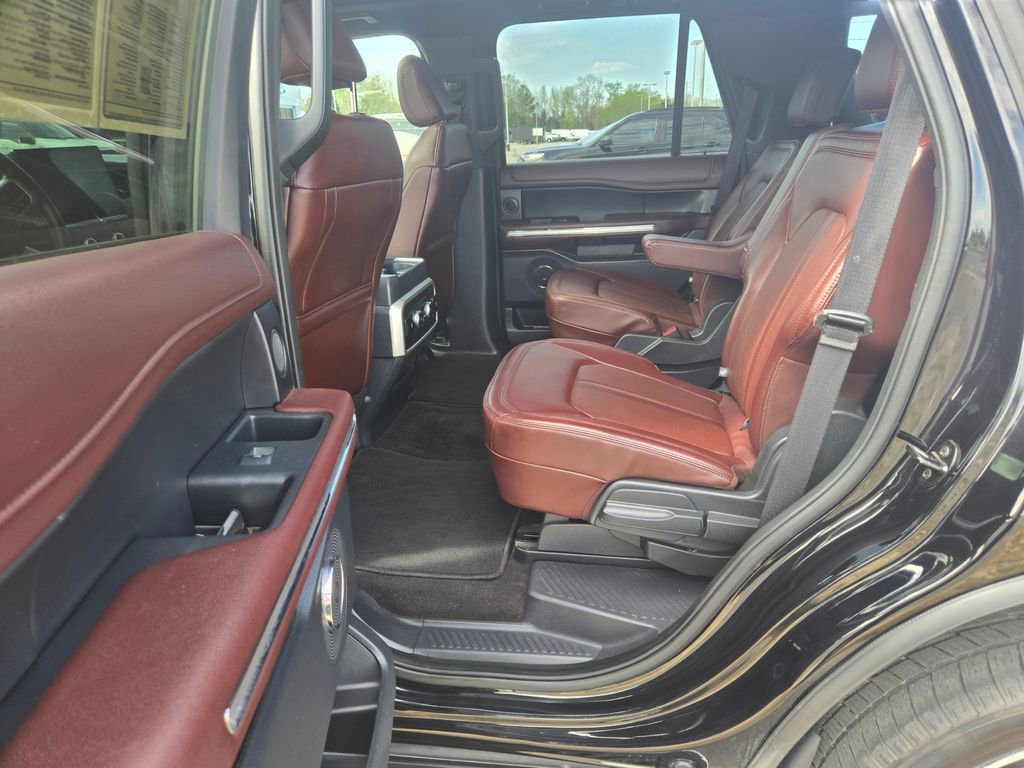 Used 2023 Ford Expedition Limited RWD image 8