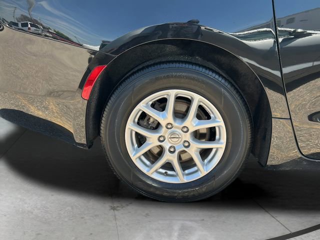 Used 2023 Chrysler Voyager LX FWD image 30