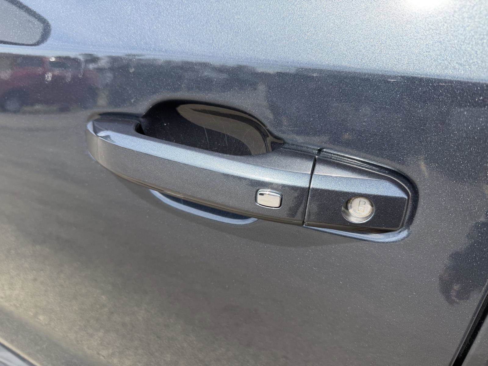 Used 2022 Chevrolet Silverado 1500 LT image 25