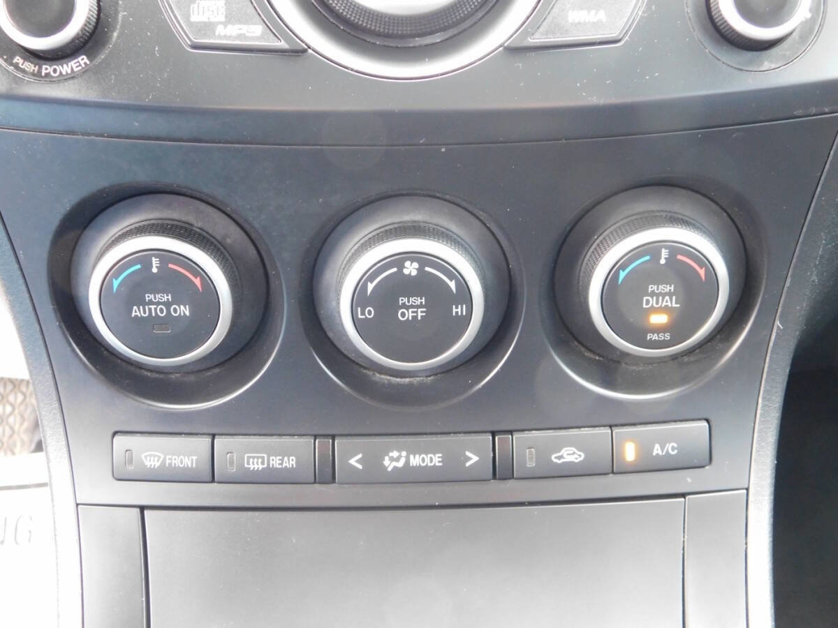 Used 2013 MAZDA MAZDA3 i Touring image 11