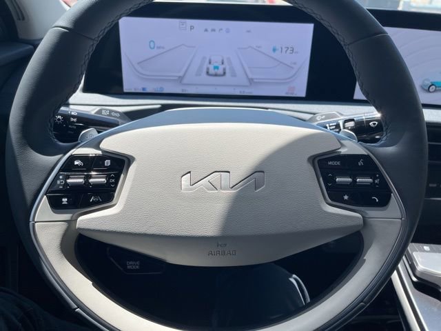 Used 2024 Kia EV6 Wind AWD/4WD image 14