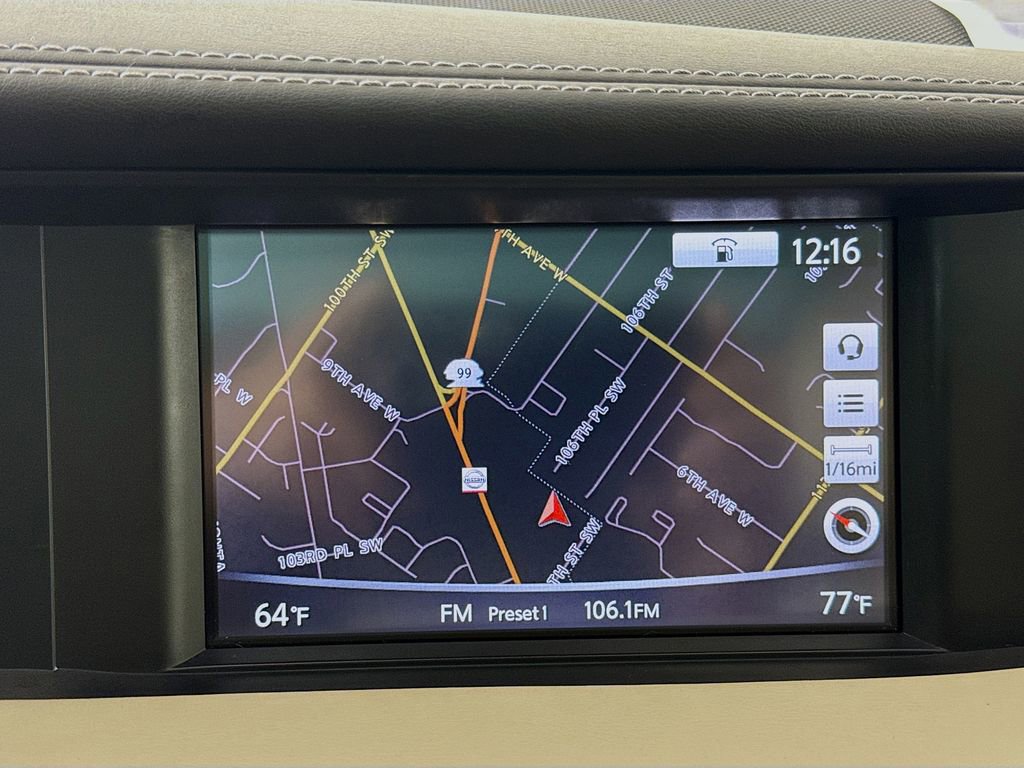 Used 2018 INFINITI QX30 Premium w/ Navigation Package image 16