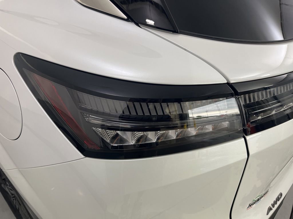 Used 2025 Nissan Murano SV image 44