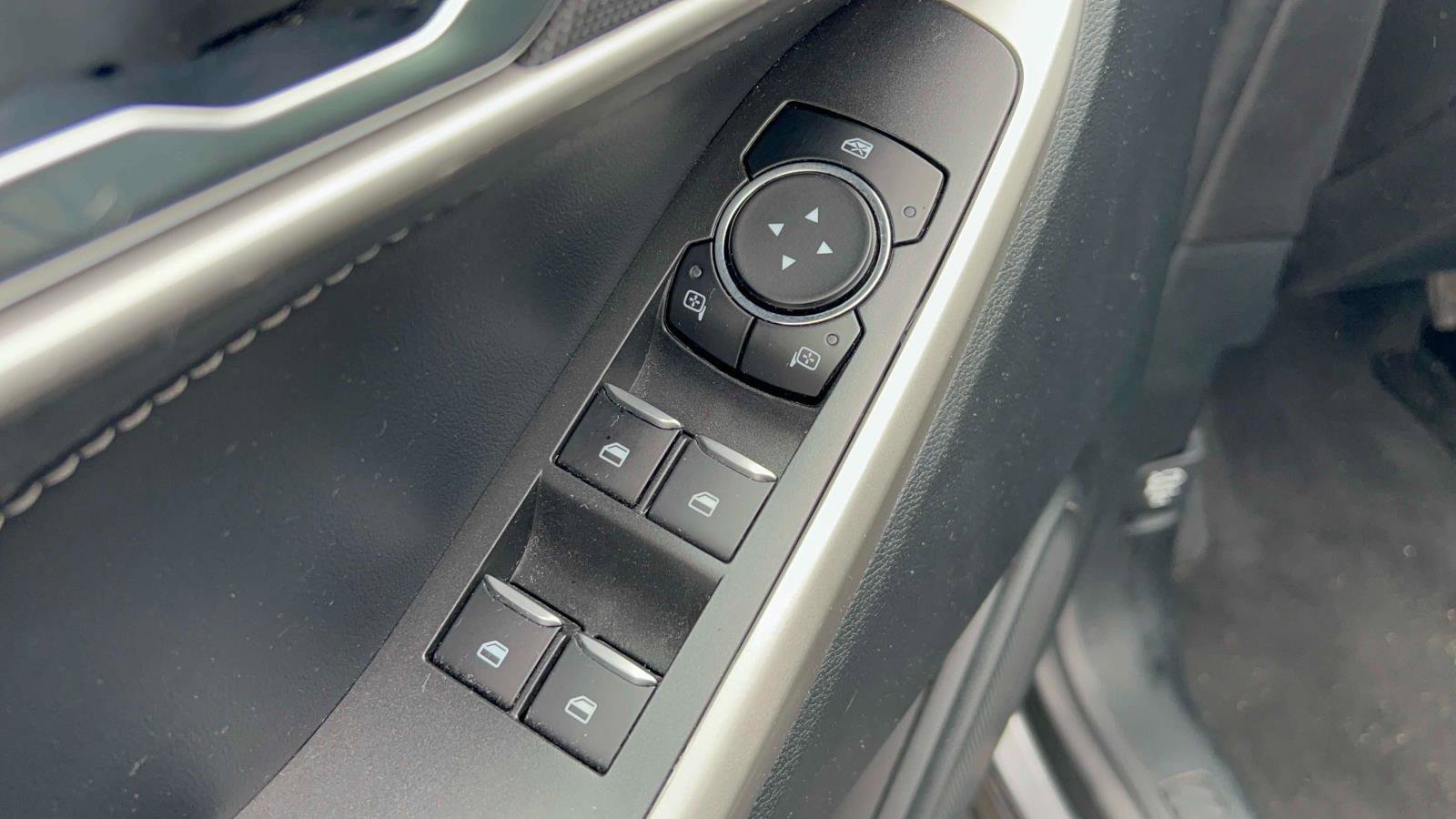 Certified 2022 Ford Explorer XLT image 27