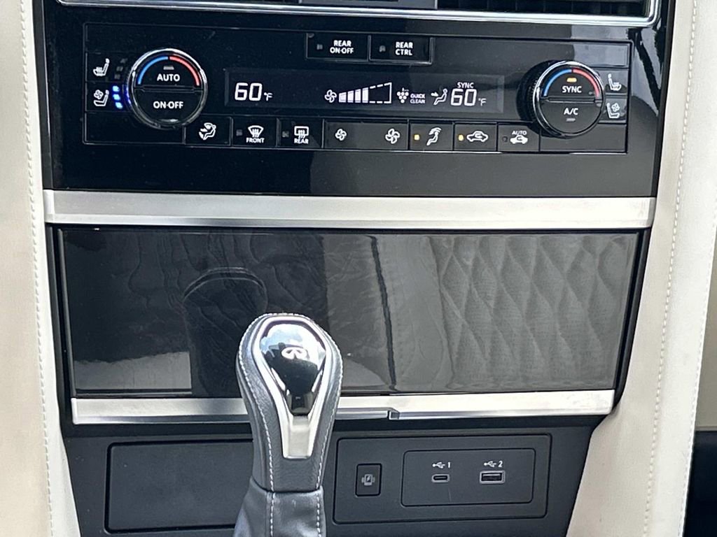 Used 2024 INFINITI QX80 Sensory AWD/4WD image 30
