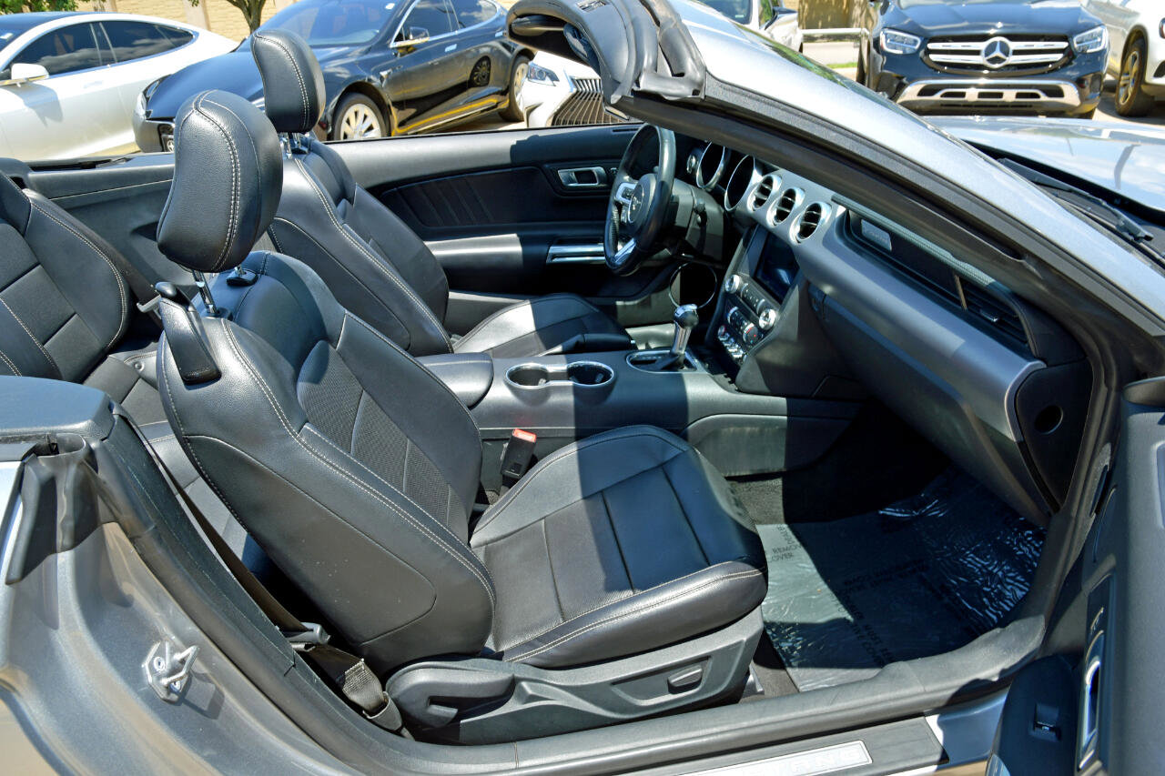 Used 2022 Ford Mustang Premium image 11