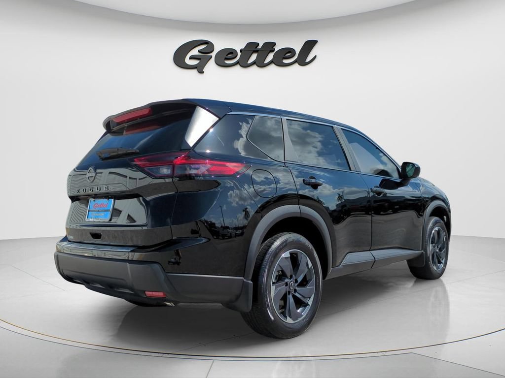 Certified 2025 Nissan Rogue SV FWD image 5