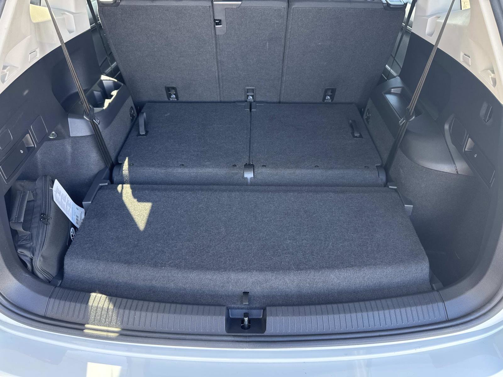 Certified 2022 Volkswagen Tiguan S image 27