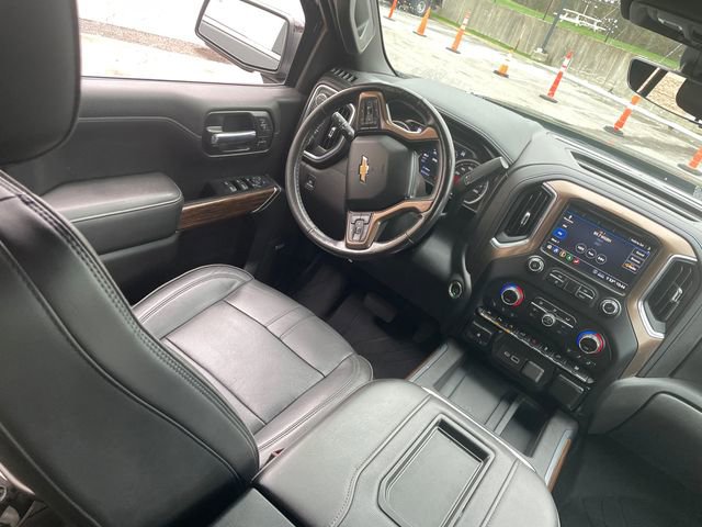 Used 2020 Chevrolet Silverado 1500 High Country w/ Technology Package image 23