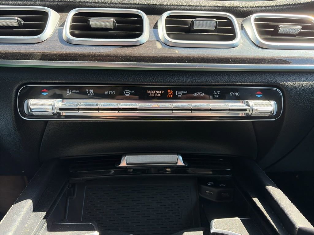 Used 2020 Mercedes-Benz GLE 350 w/ Premium Package image 20