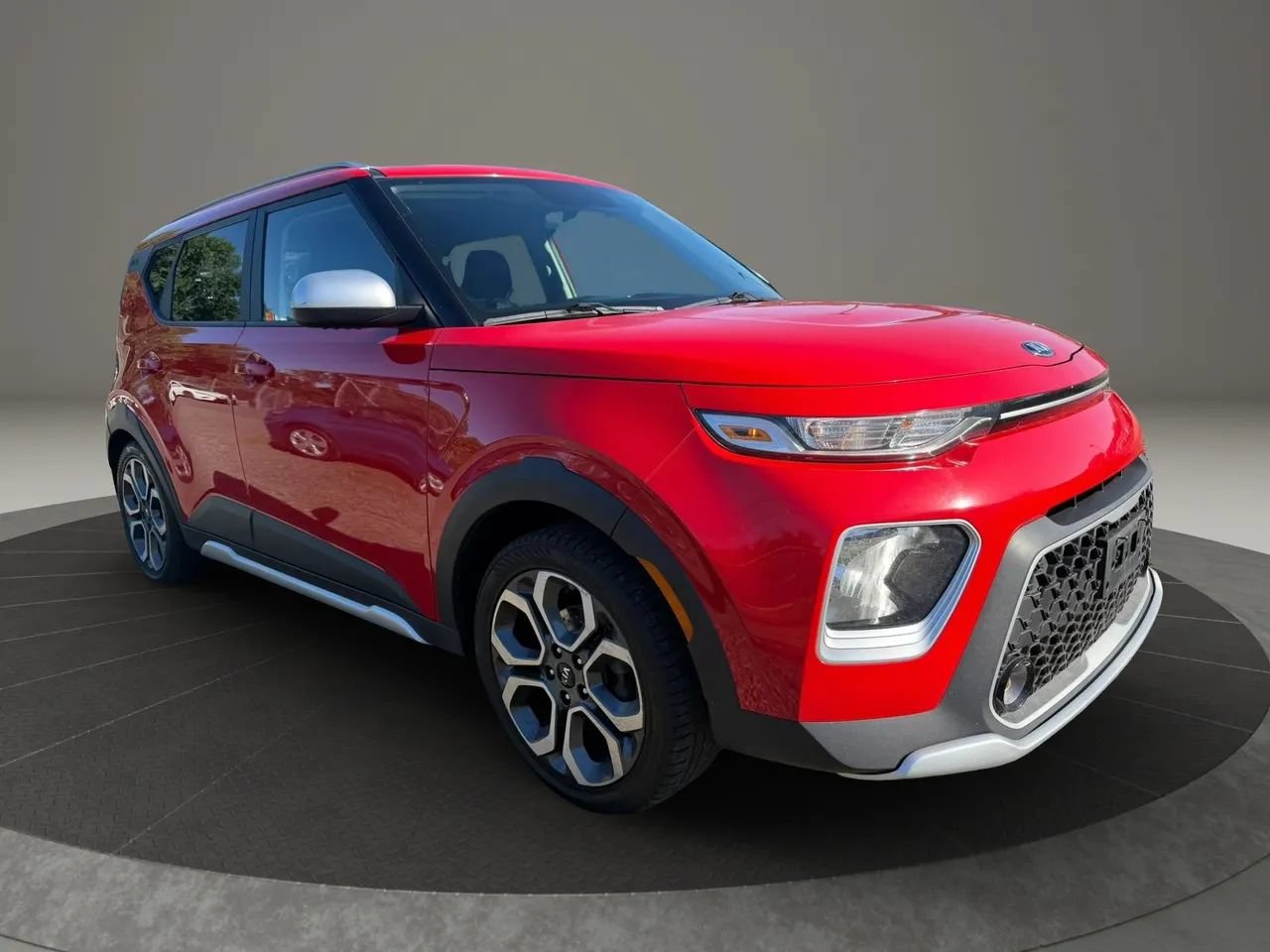 Used 2020 Kia Soul X-Line FWD image 3