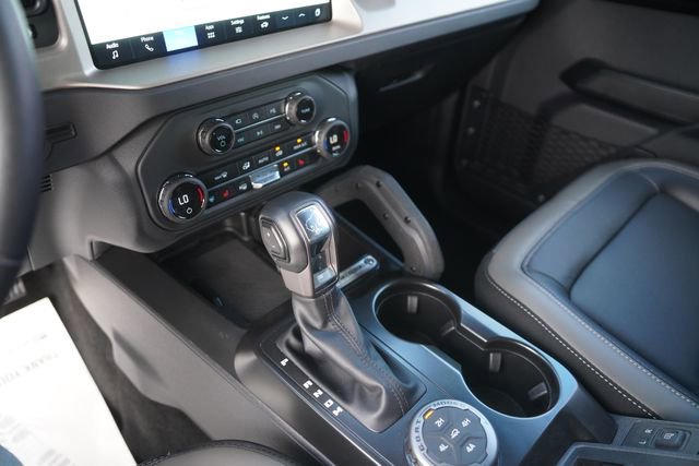 Used 2025 Ford Bronco Outer Banks w/ Sasquatch Package image 28