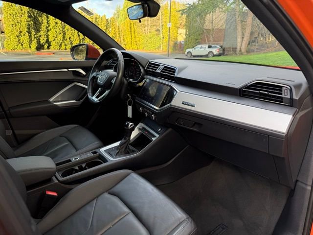 Used 2021 Audi Q3 2.0T Premium AWD/4WD image 10