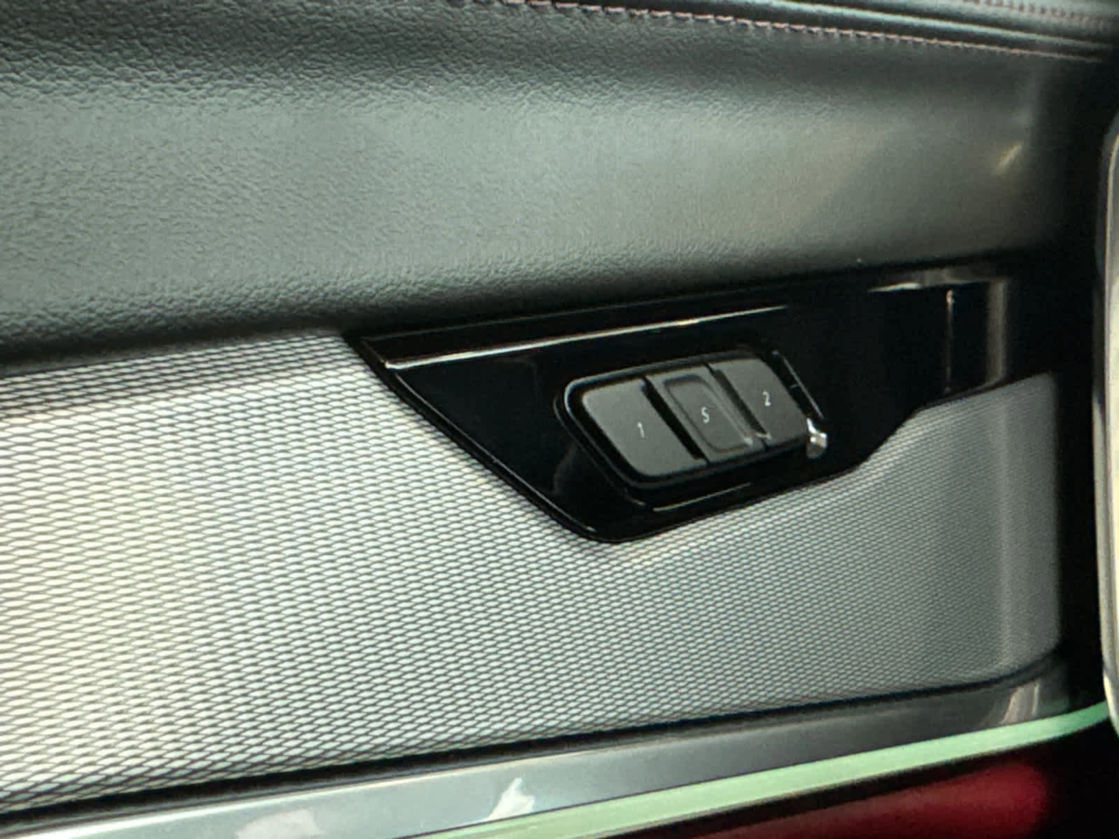 Used 2024 Jeep Wagoneer Launch Edition image 23