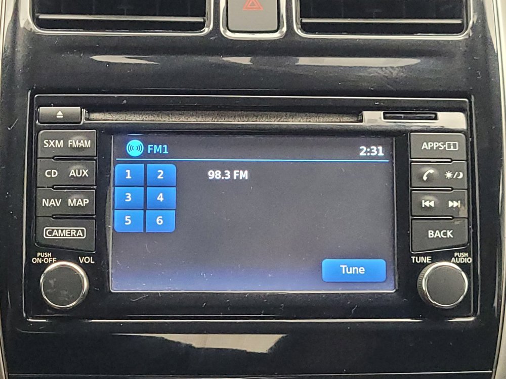 Used 2016 Nissan Versa Note FWD image 25