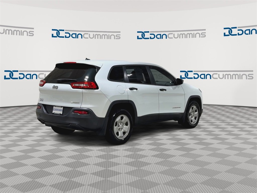 Used 2014 Jeep Cherokee Sport image 8