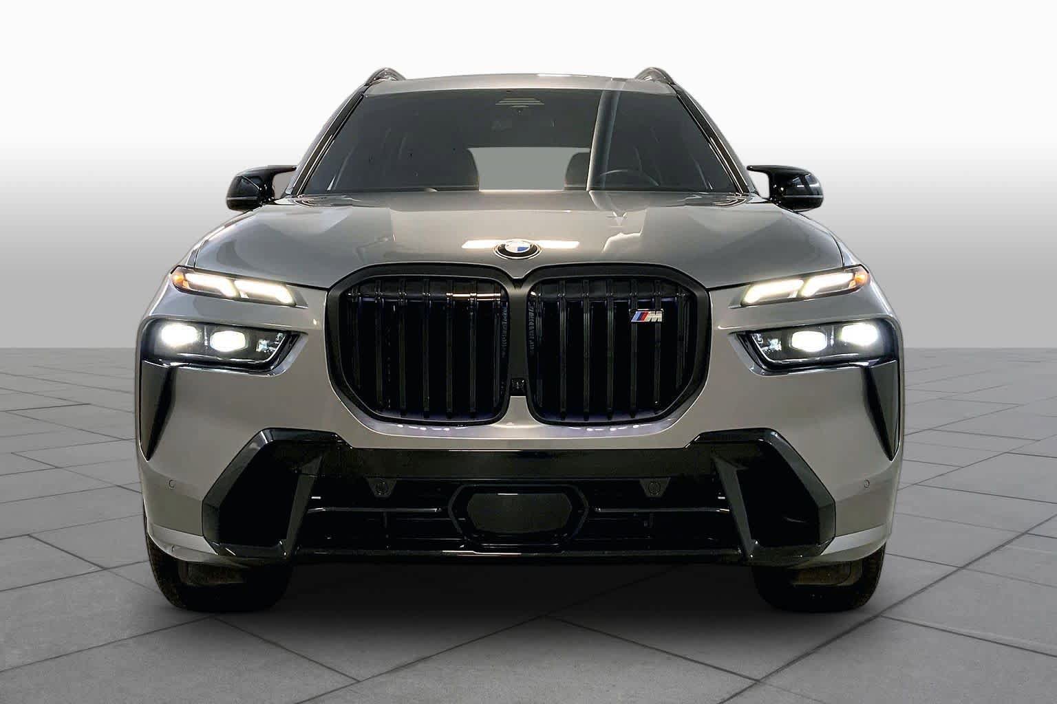 Certified 2025 BMW X7 M60i AWD/4WD image 3