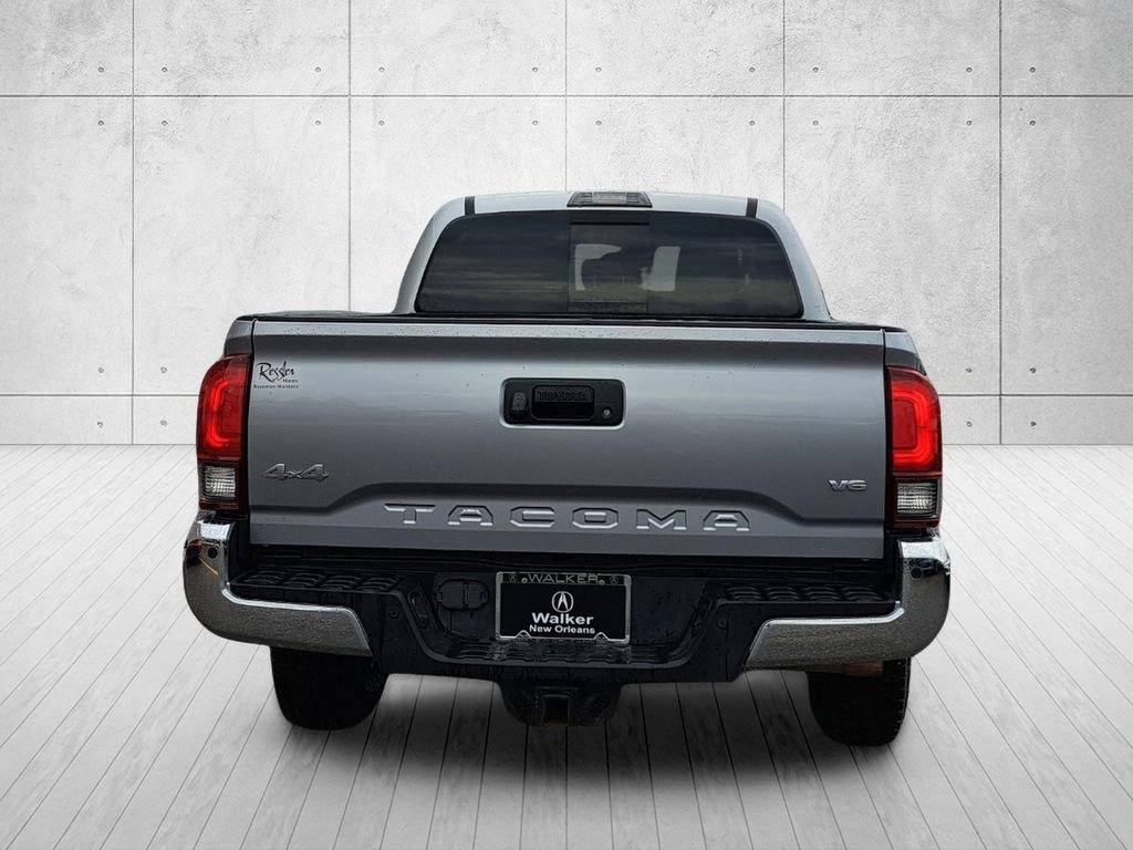 Used 2020 Toyota Tacoma SR5 AWD/4WD image 6