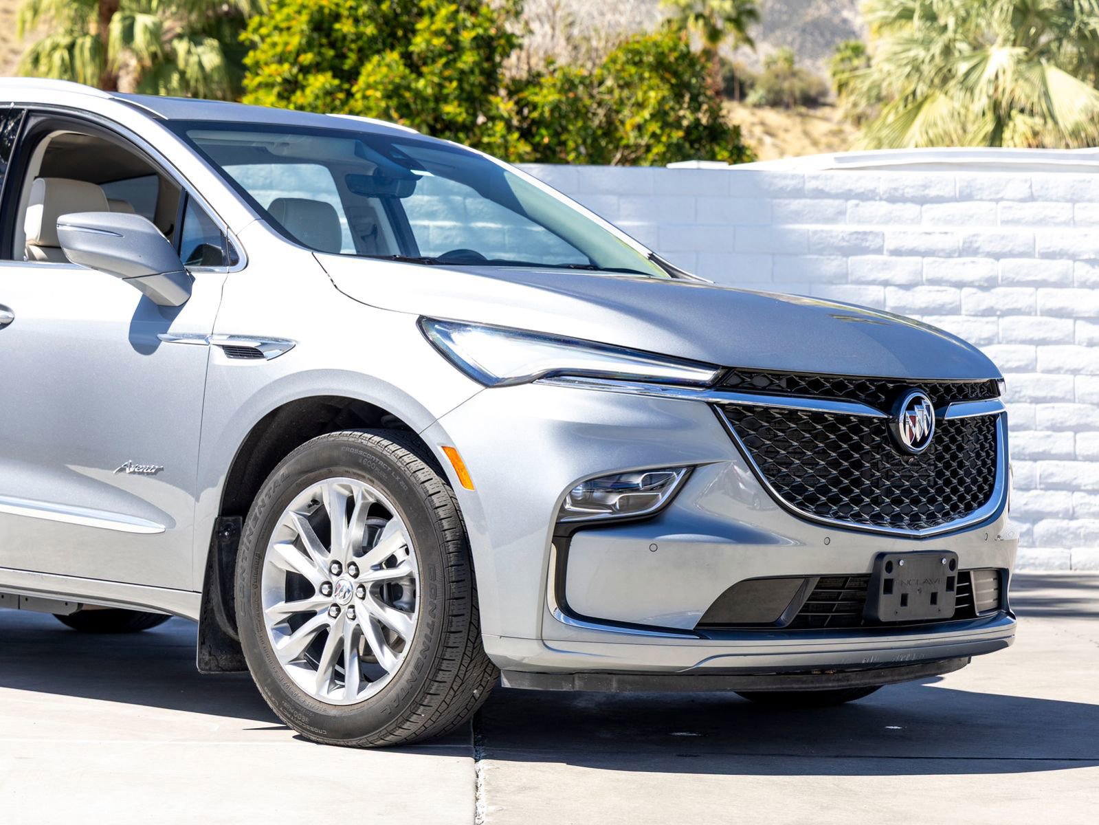 Used 2023 Buick Enclave Avenir w/ Avenir Technology Package image 3