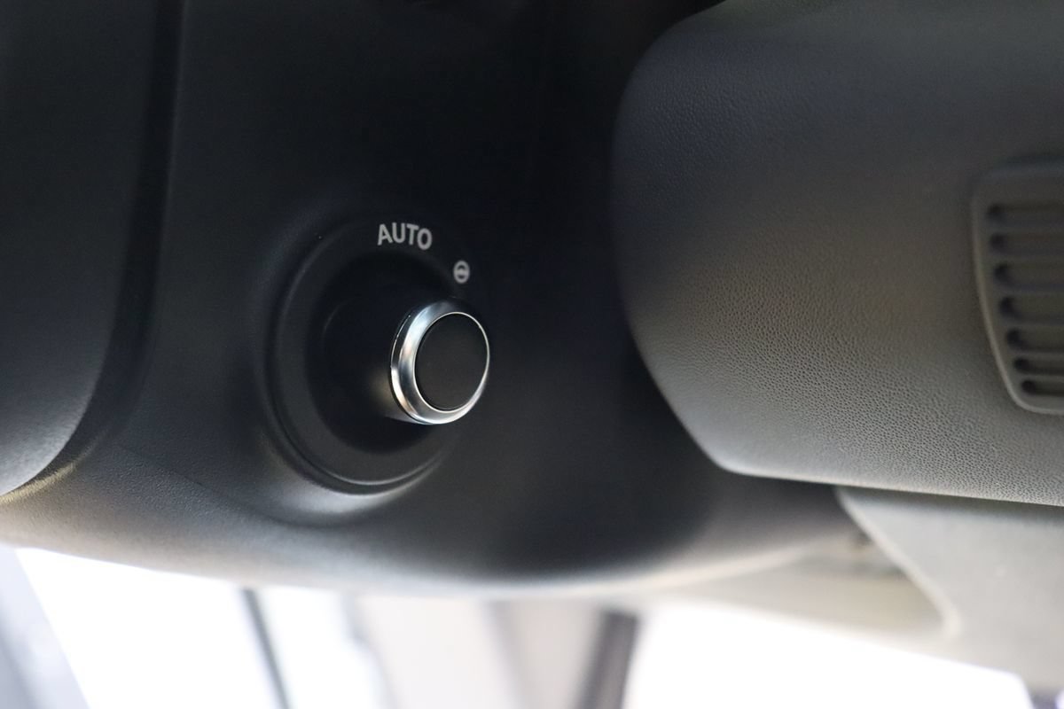 Used 2023 Land Rover Defender 130 First Edition AWD/4WD image 55
