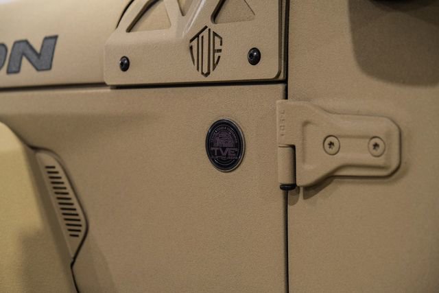 Used 2025 Jeep Gladiator Rubicon w/ Safety Group AWD/4WD image 56