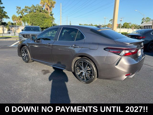 Used 2023 Toyota Camry SE FWD image 4