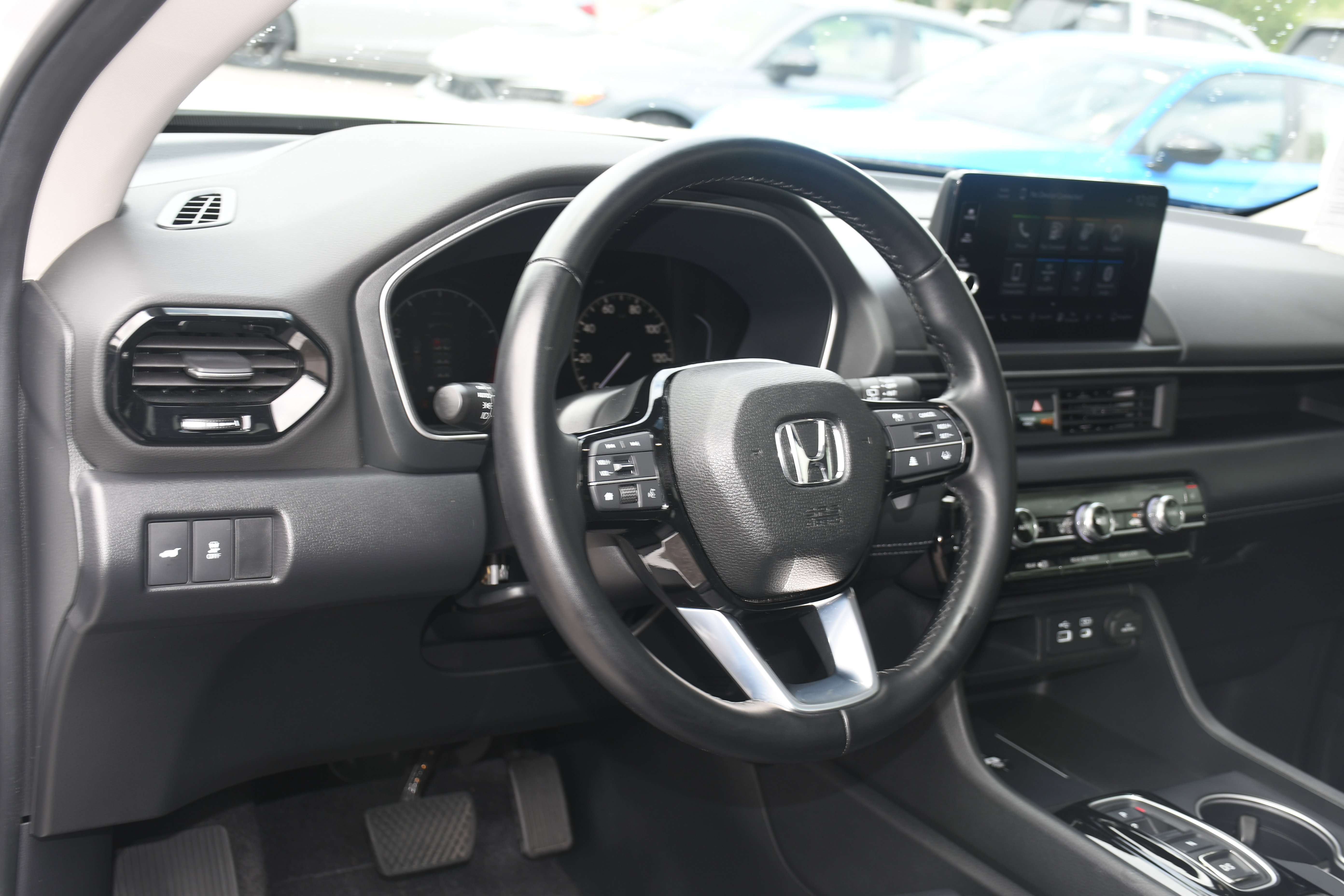 Used 2023 Honda Pilot Touring image 9