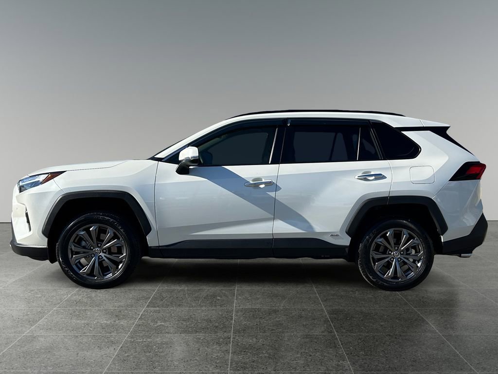 Used 2022 Toyota RAV4 Limited w/ Limited Grade Weather Package image 4