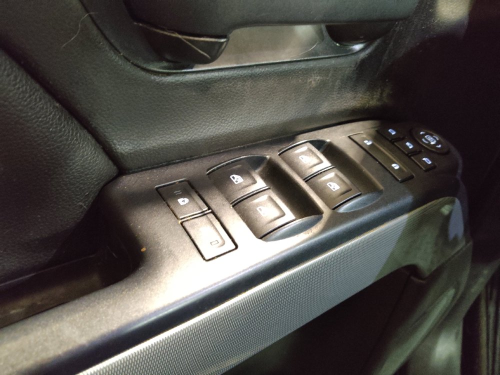Used 2018 Chevrolet Silverado 1500 LTZ Z71 w/ Midnight Edition AWD/4WD image 27