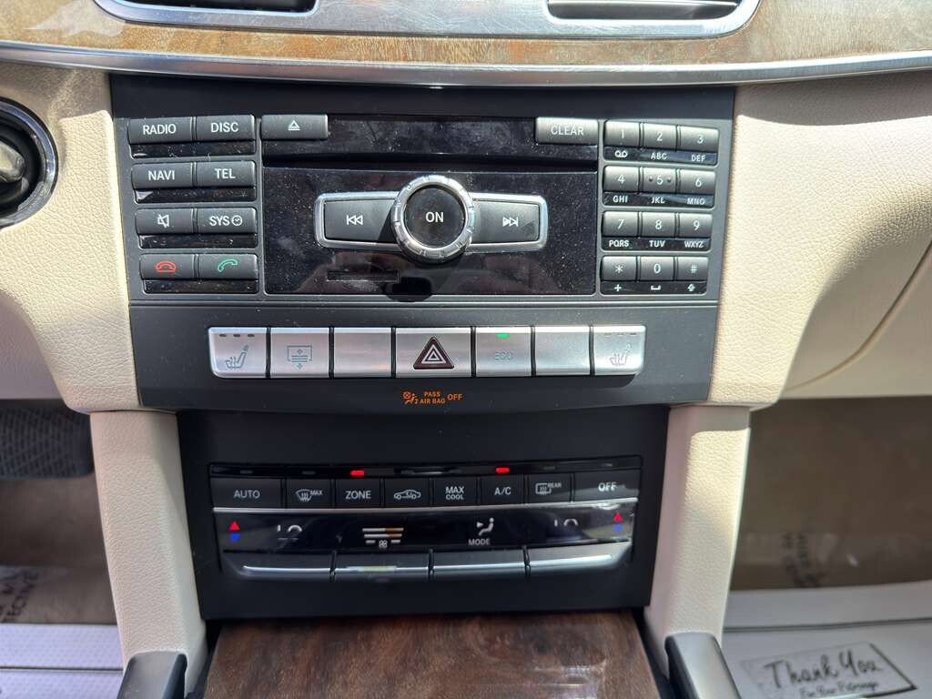 Used 2015 Mercedes-Benz E 350 4MATIC Sedan image 16