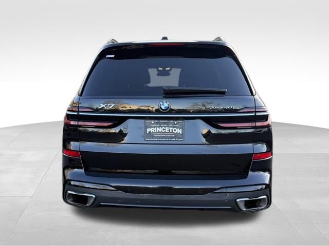 Used 2023 BMW X7 xDrive40i w/ Executive Package image 6