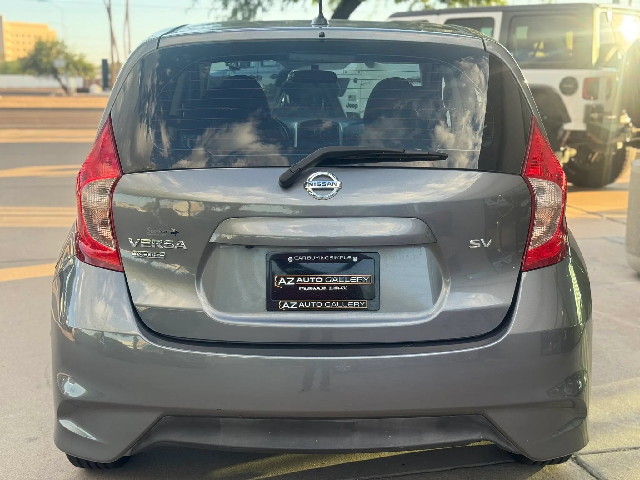 Used 2018 Nissan Versa Note FWD image 6