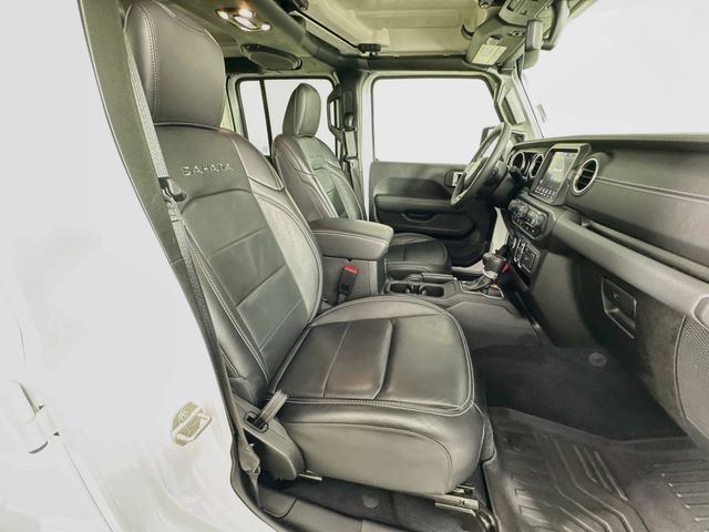 Used 2023 Jeep Wrangler Unlimited Sahara w/ Cold Weather Group AWD/4WD image 35