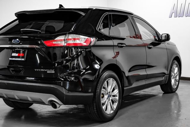 Used 2019 Ford Edge Titanium image 13