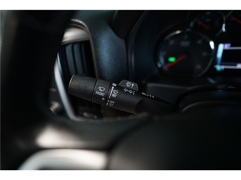 Used 2018 Chevrolet Silverado 1500 LT w/ LT Convenience Package image 22