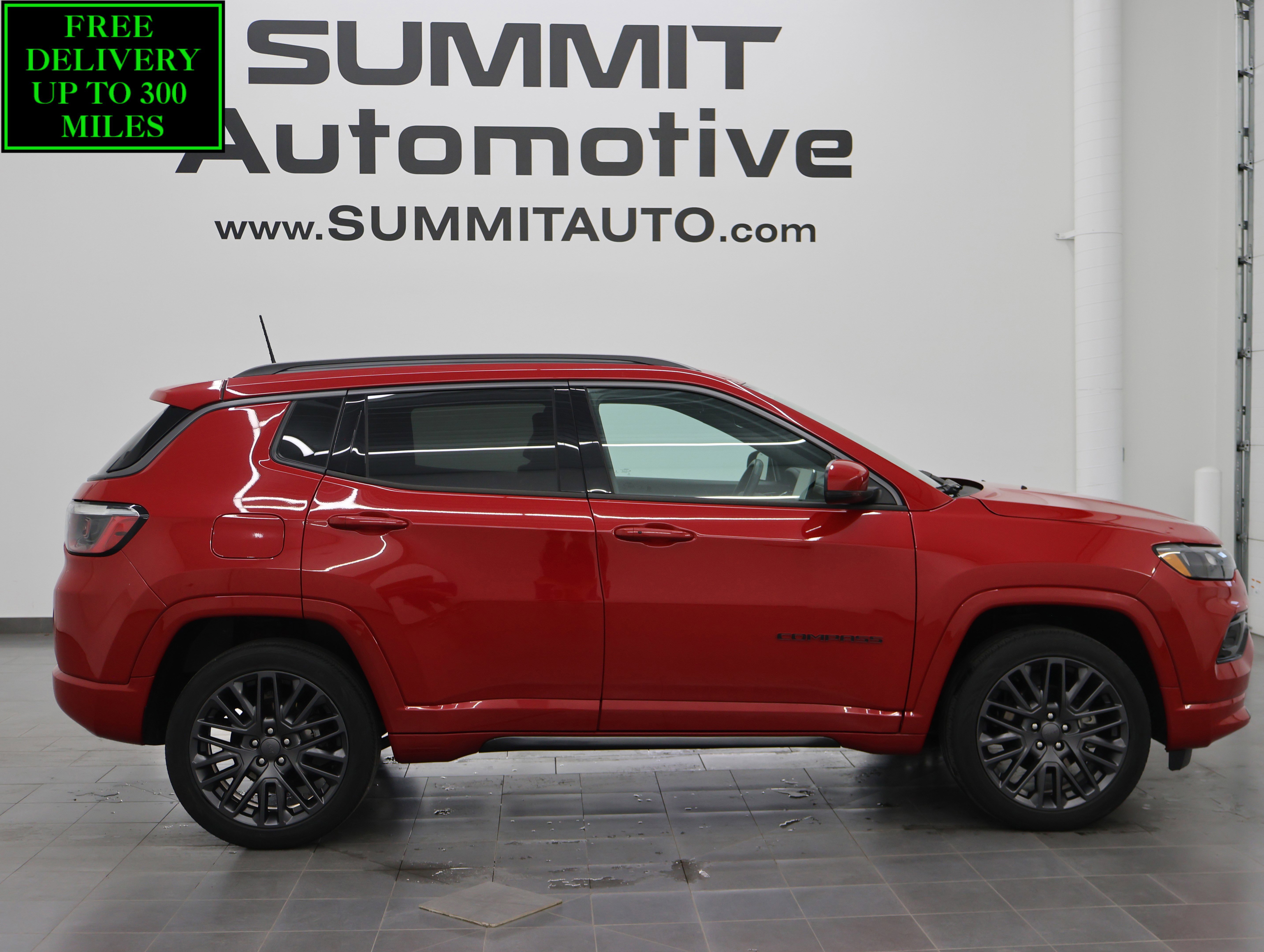 Used 2022 Jeep Compass Limited AWD/4WD image 1
