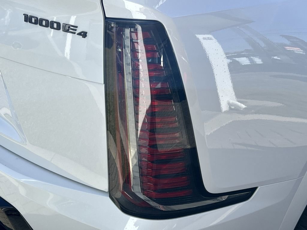 New 2026 Cadillac Escalade IQL Sport 1 w/ LPO, ONYX Package image 8