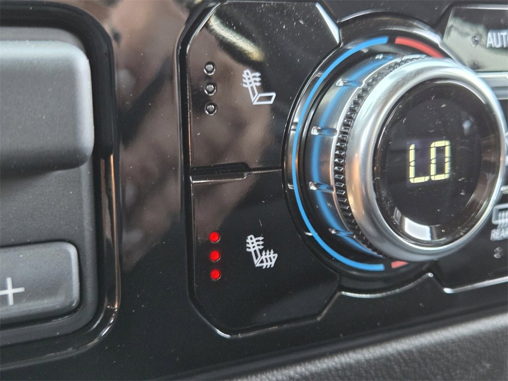 New 2026 GMC Sierra 1500 SLE image 18