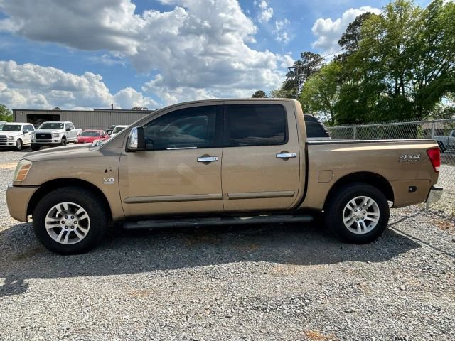 Used 2004 Nissan Titan LE w/ (Tow) Big Tow Pkg AWD/4WD image 2