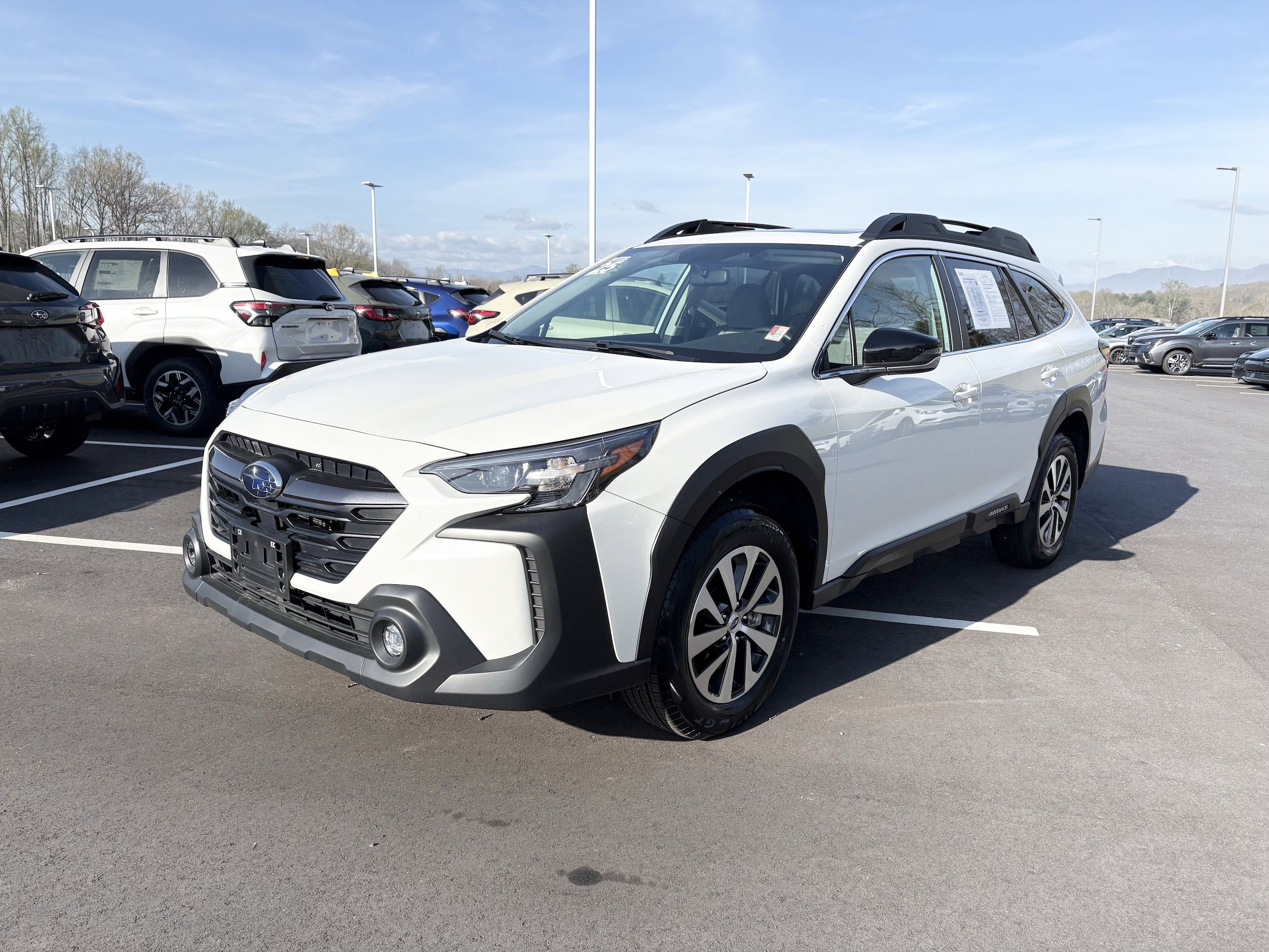Certified 2025 Subaru Outback Premium AWD/4WD image 3