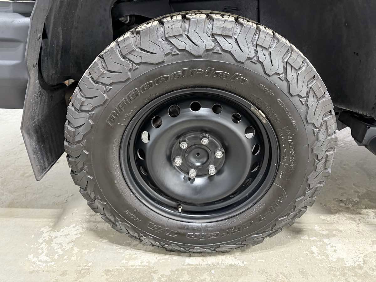 Used 2024 INEOS Grenadier Scottish White, Recaro Seats, image 7