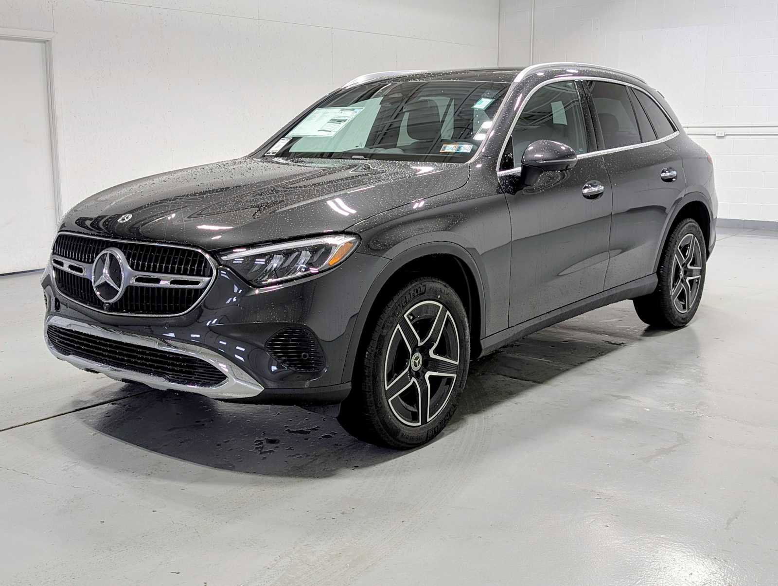 New 2026 Mercedes-Benz GLC 300 4MATIC image 1