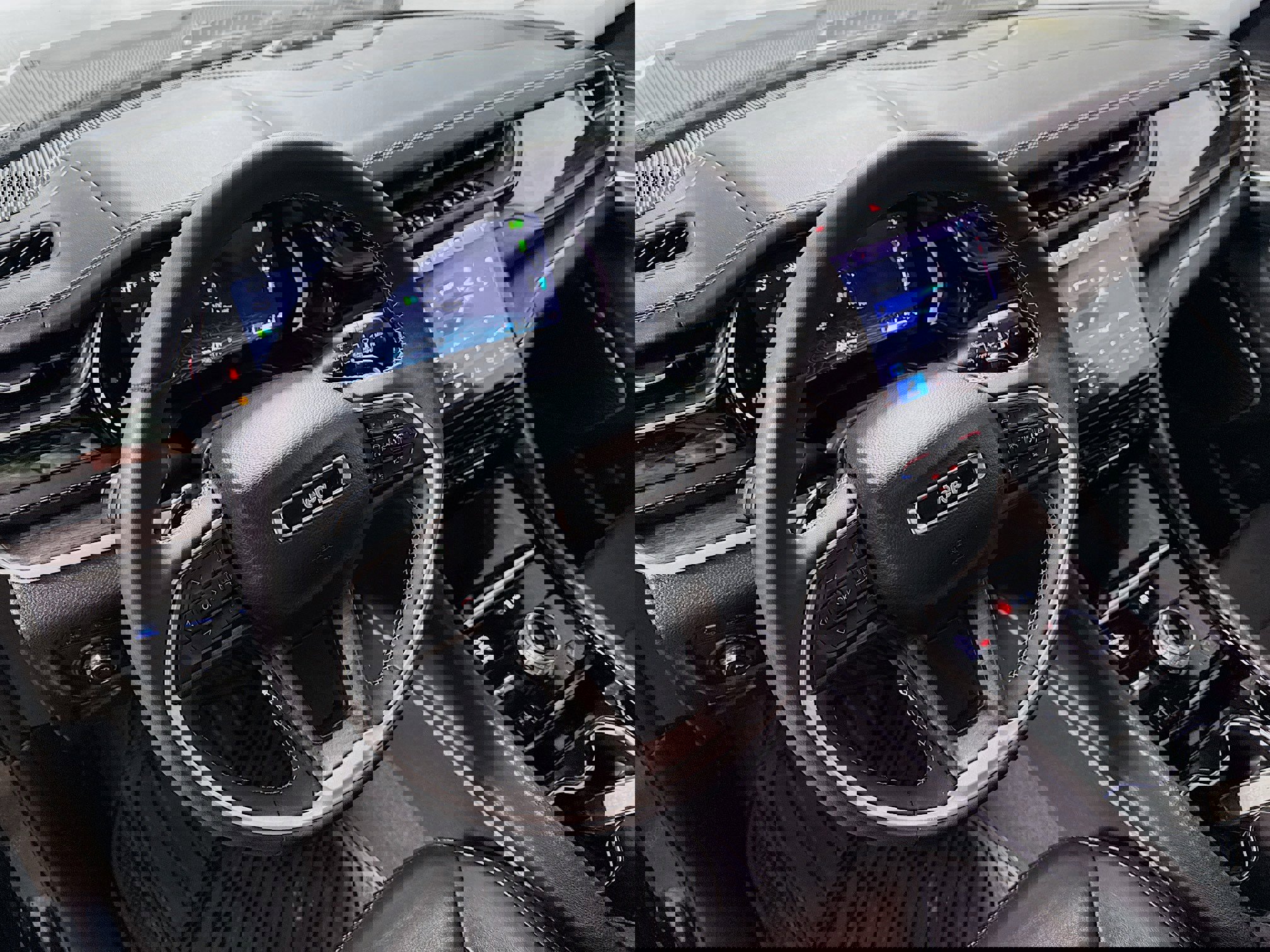 Used 2022 Jeep Grand Cherokee Limited 4xe image 24