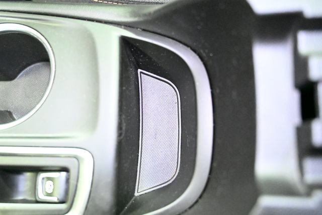 Used 2020 Chevrolet Equinox LT image 25