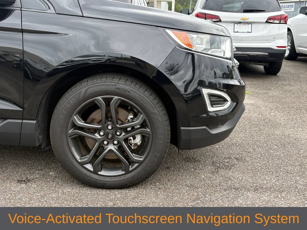 Used 2018 Ford Edge SEL w/ Equipment Group 201A AWD/4WD image 22